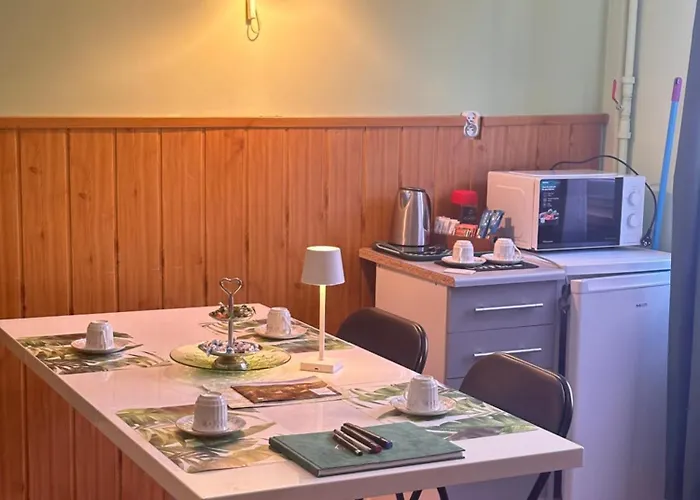 Wypoczynek Miedzy Swierkami 乌斯特龙